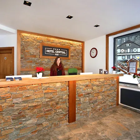 Hotel 1920 4*